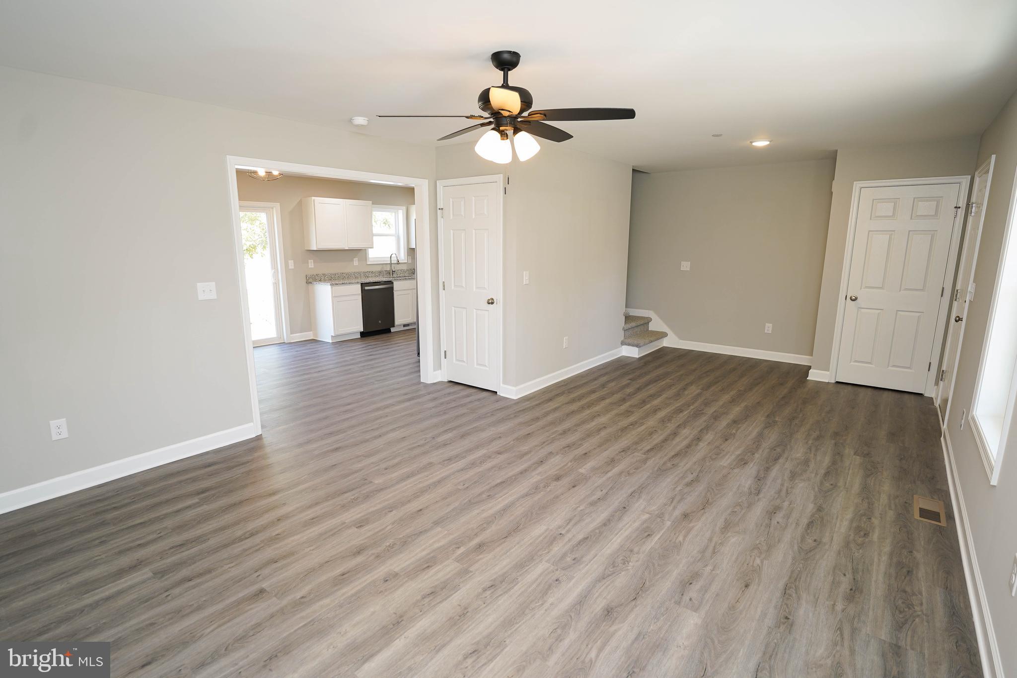 NEWTOWNE SQUARE - Residential Lease