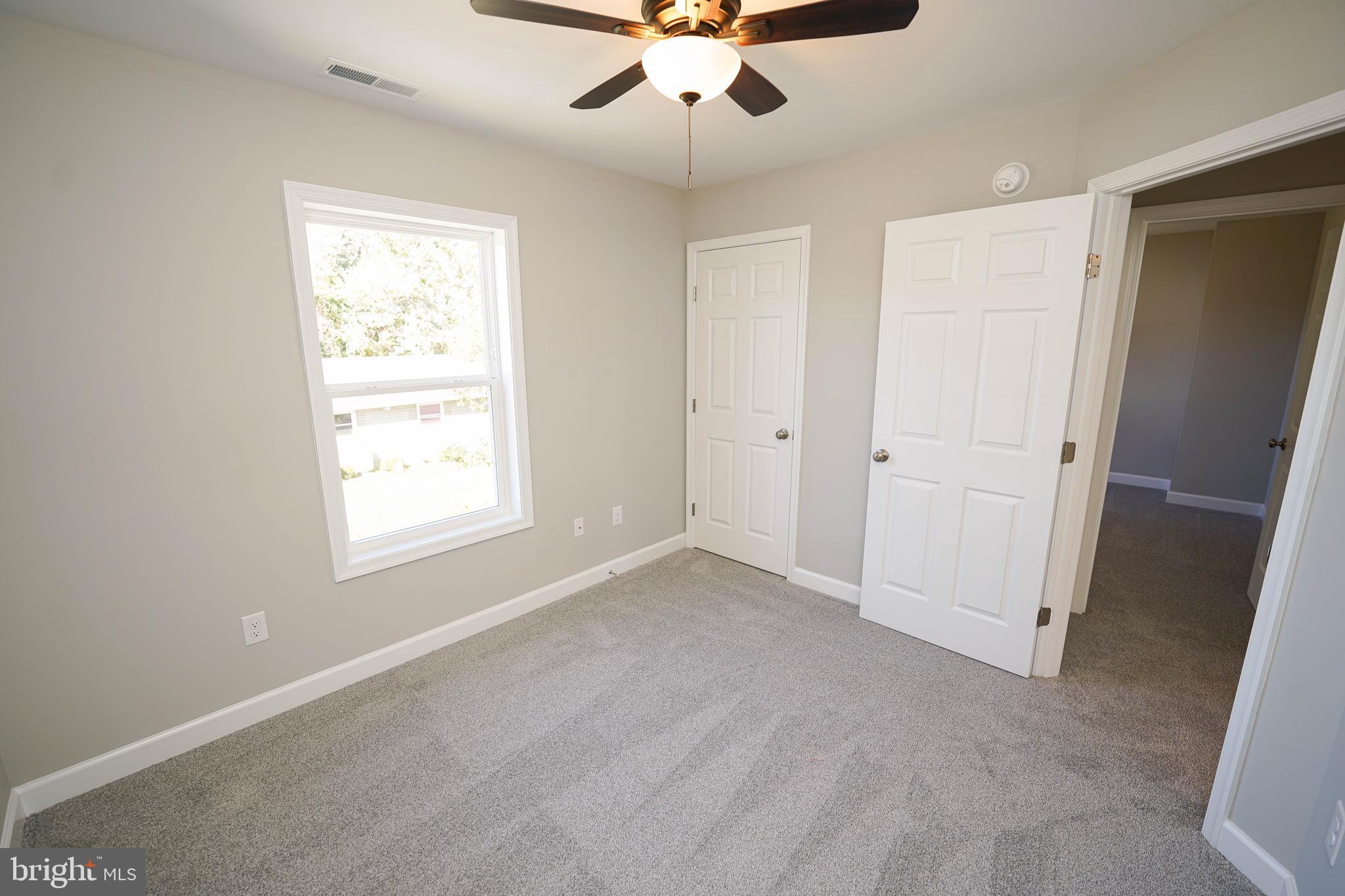 NEWTOWNE SQUARE - Residential Lease