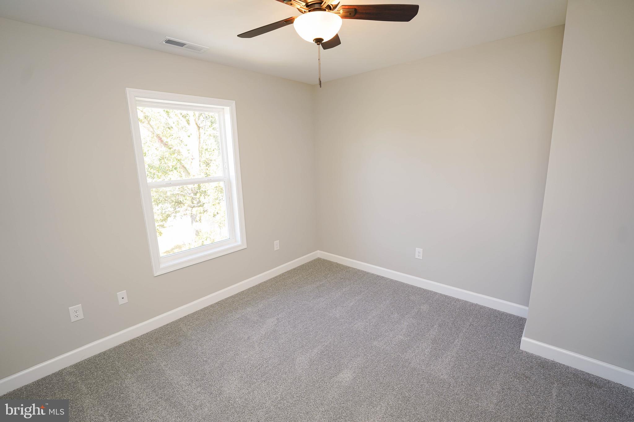 NEWTOWNE SQUARE - Residential Lease