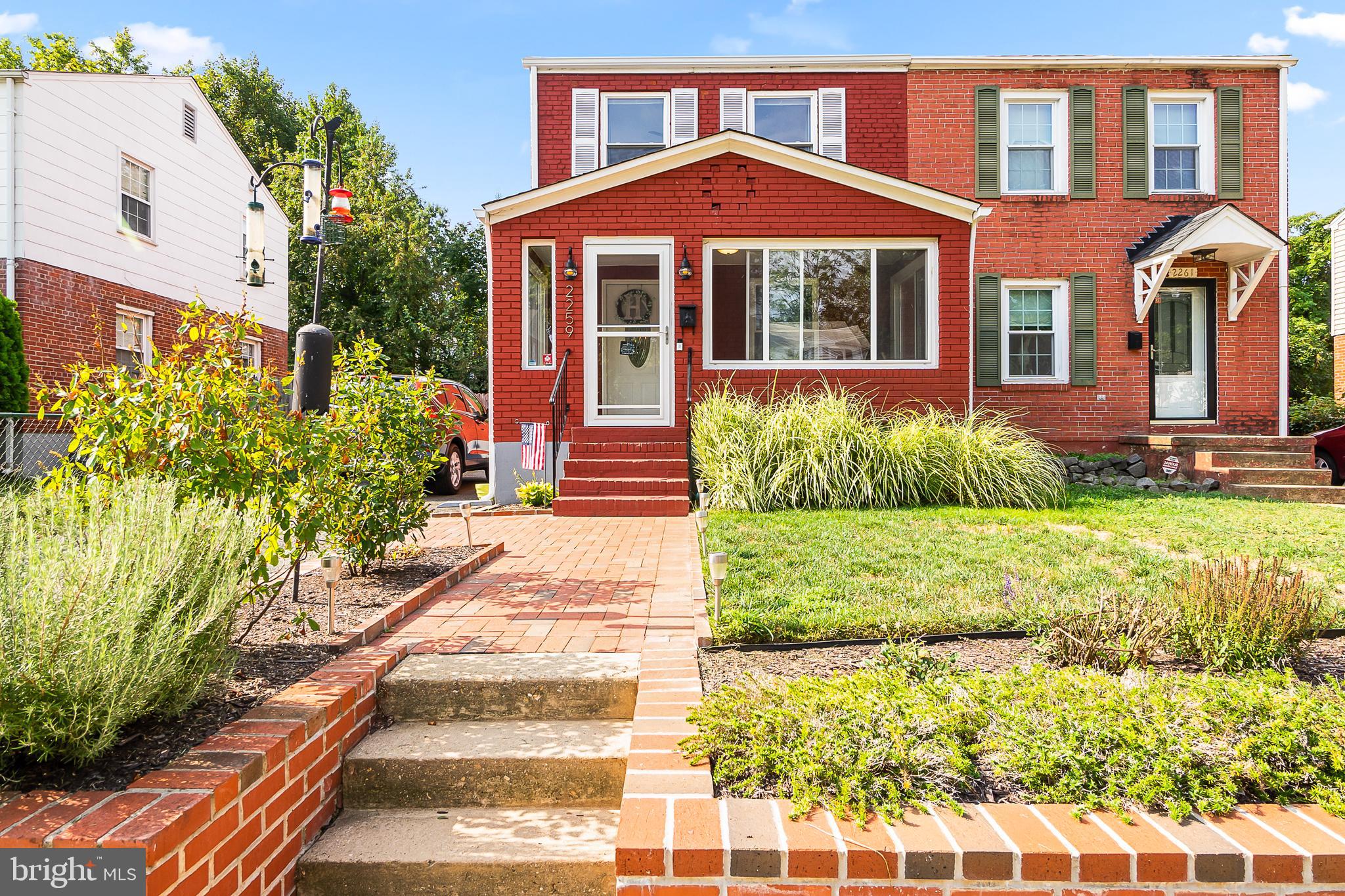 HUNTINGTON - Residential