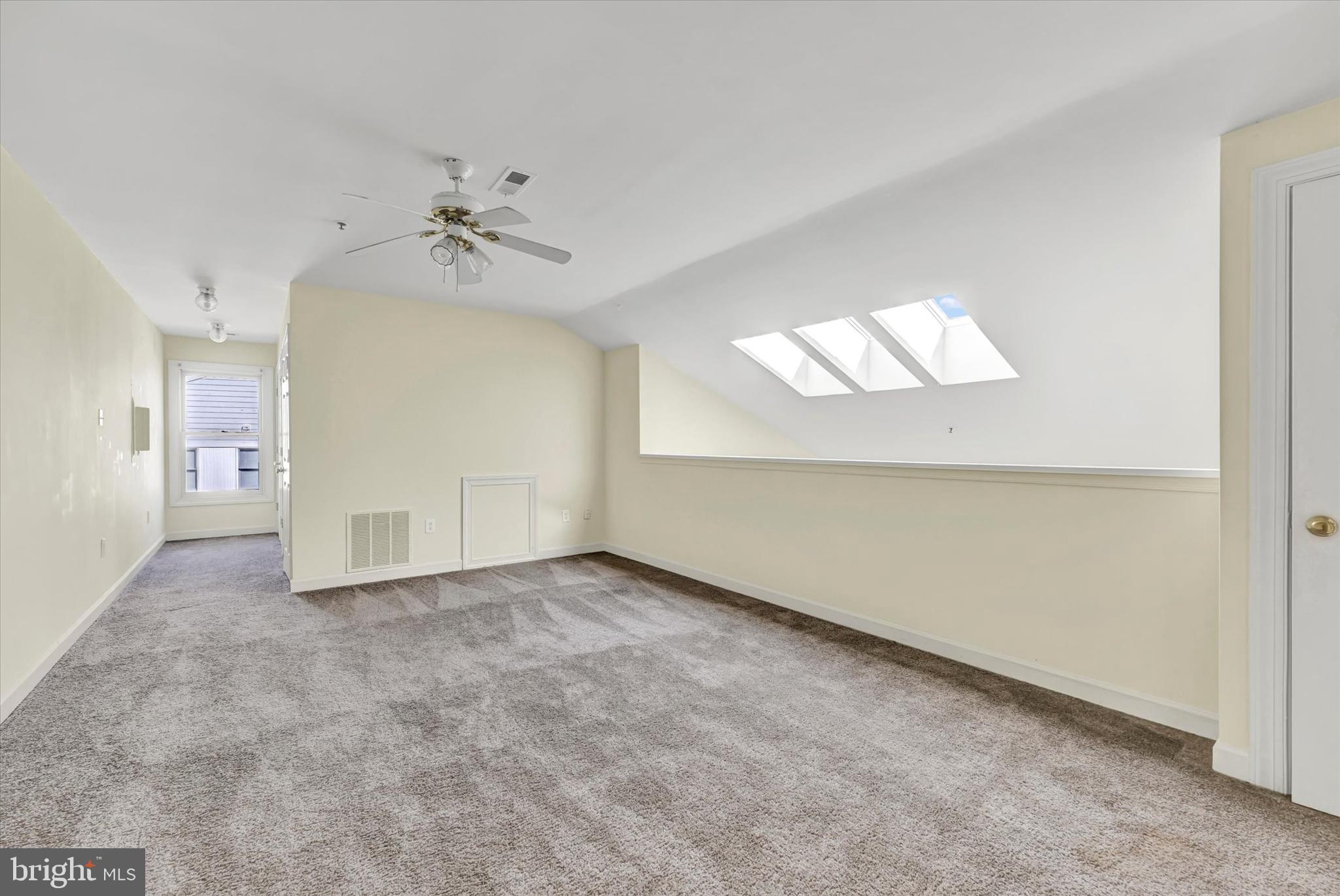 BRENTWOOD PARK - Residential