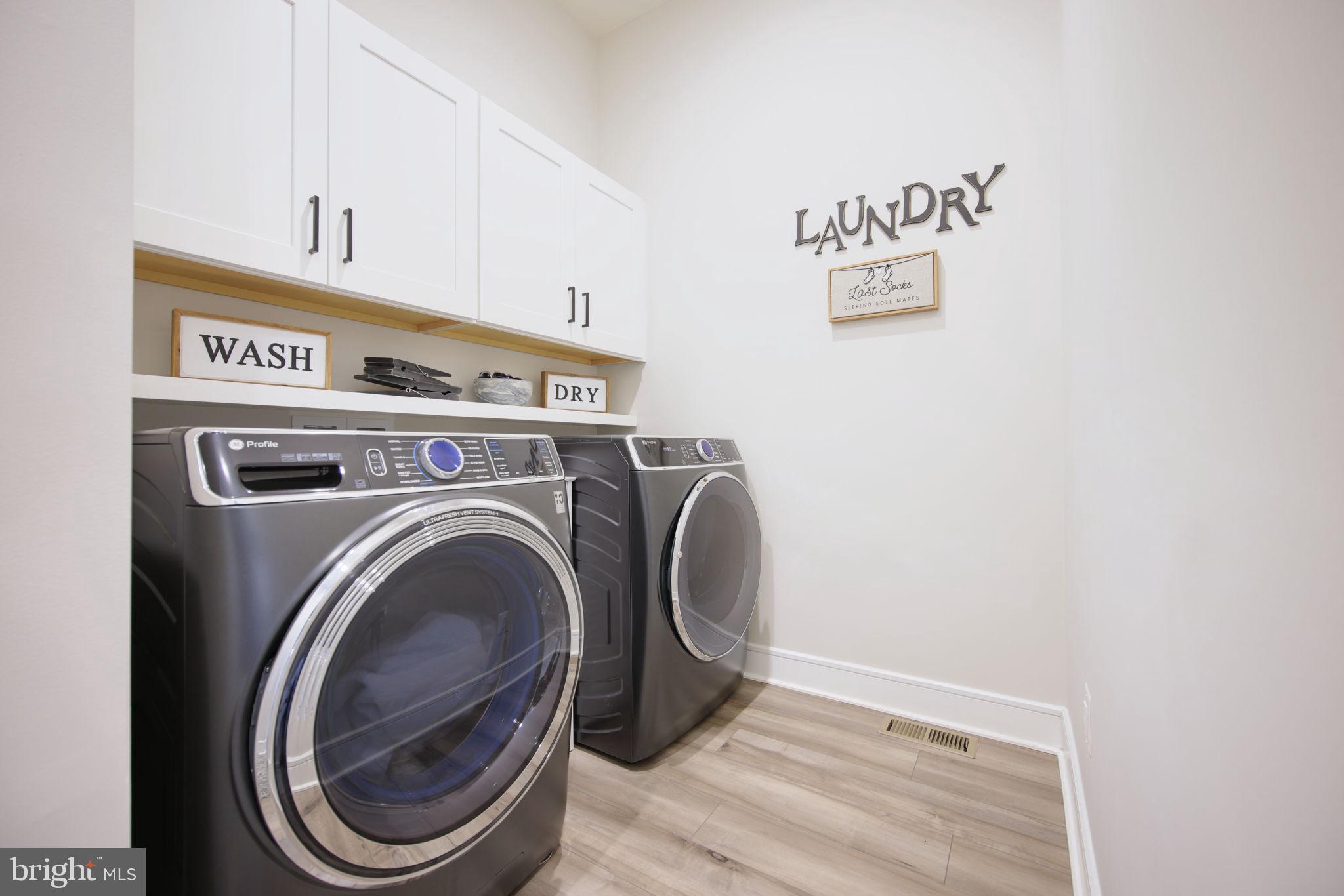 MEADOWBROOK - Residential