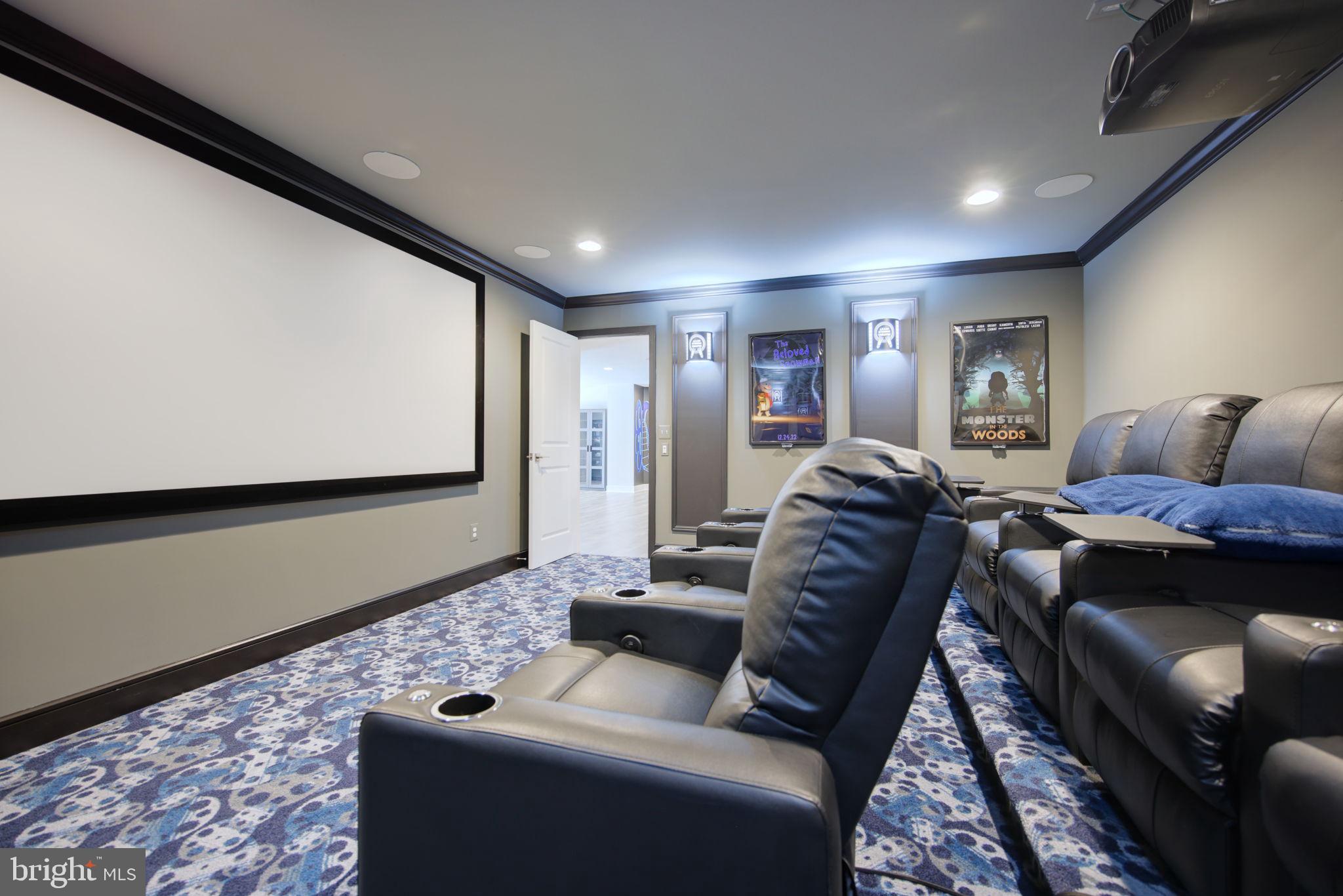 MEADOWBROOK - Residential