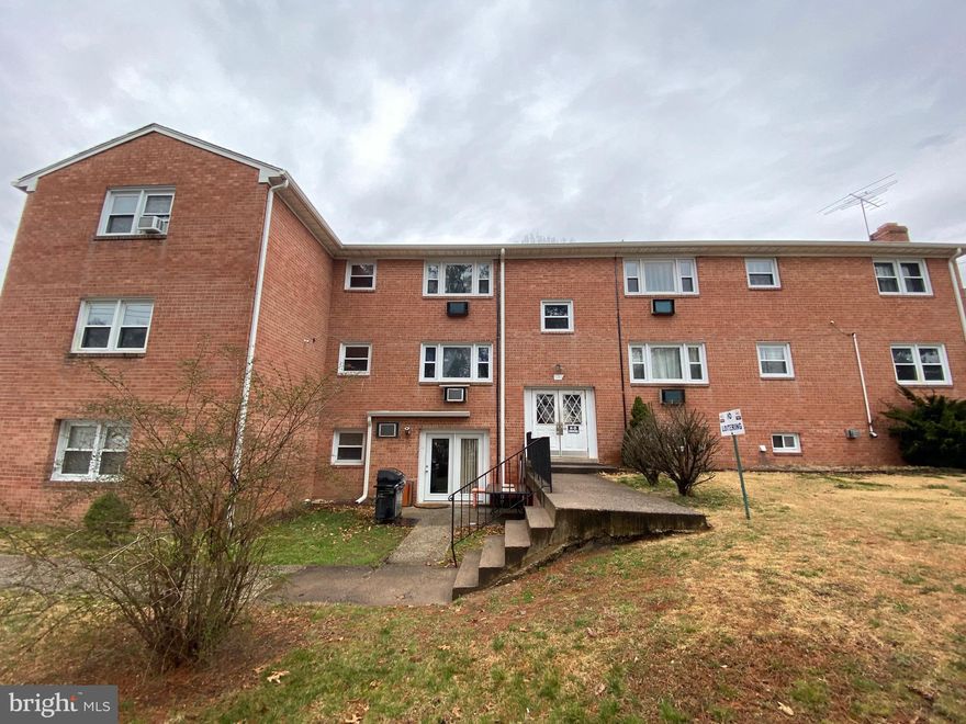 Rent Roll for 2022 is uploaded to the disclosure tab. 

10 unit all brick free standing apartment building.  There are six 2 bedroom units and four 1 bedroom units.  The 2 bedroom units are around 850-900 SF.  The 1 bedroom units are around 630 SF.  All of the units are leased at below market rents and are month to month leases.  On site property manager/handyman lives in one of the units.  There are 14 on site and assigned parking spaces.  The listing includes a vacant .41 acre lot behind the building which is zoned R4.  

Tenant pays electric and cable.
Landlord pays gas, water, and trash

Value add property to increase rents, update the units, and sign long term lease.