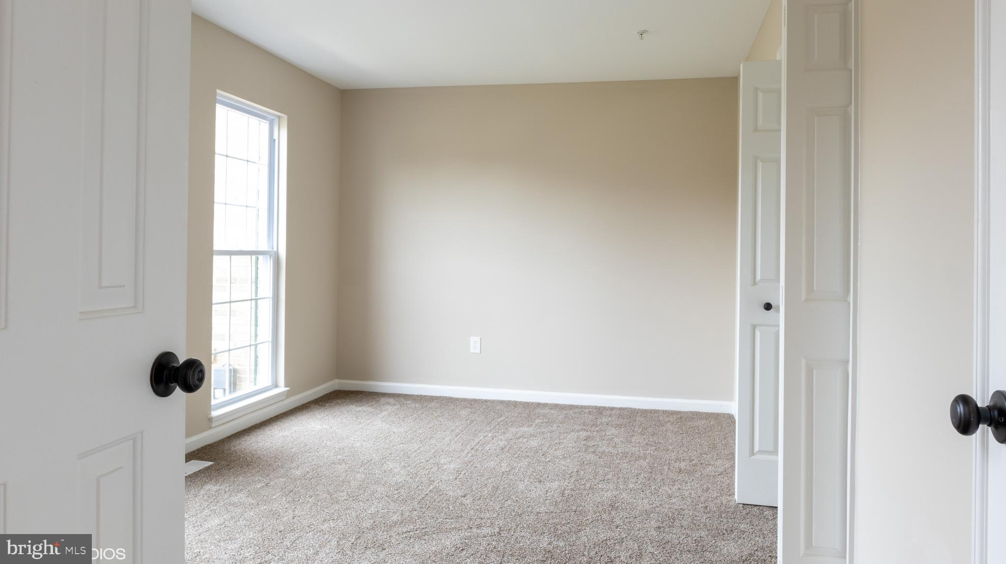 WOODMORE SOUTH - Residential