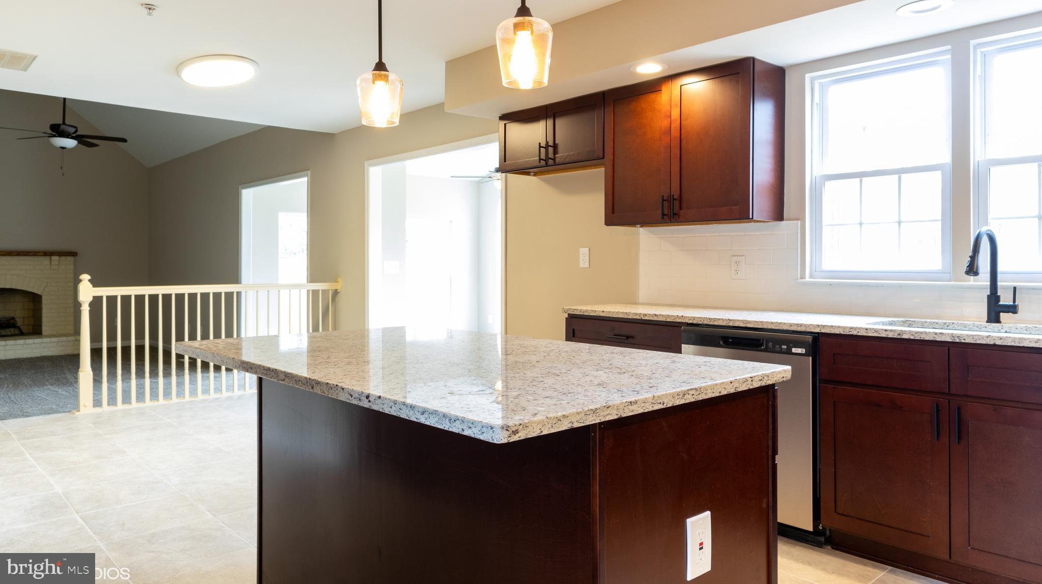 WOODMORE SOUTH - Residential