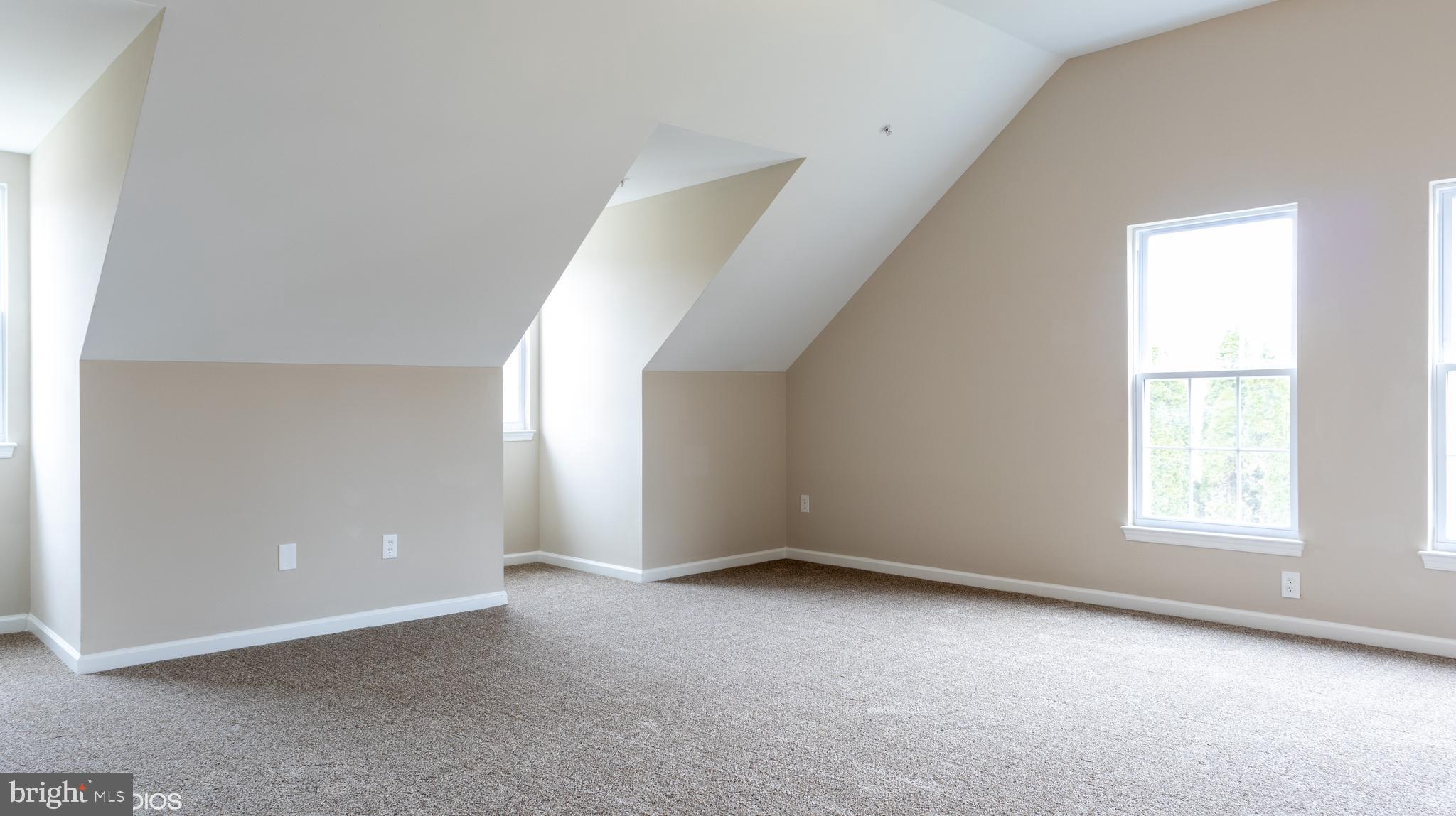 WOODMORE SOUTH - Residential