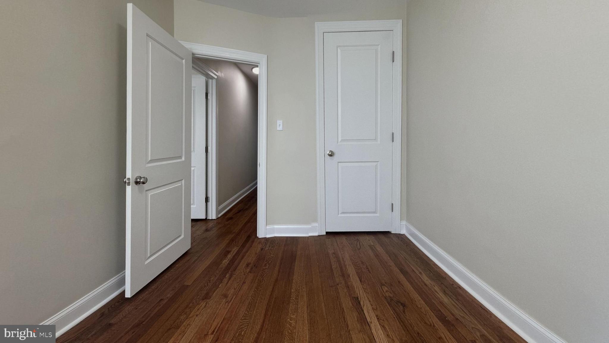 OAK LANE - Residential Lease