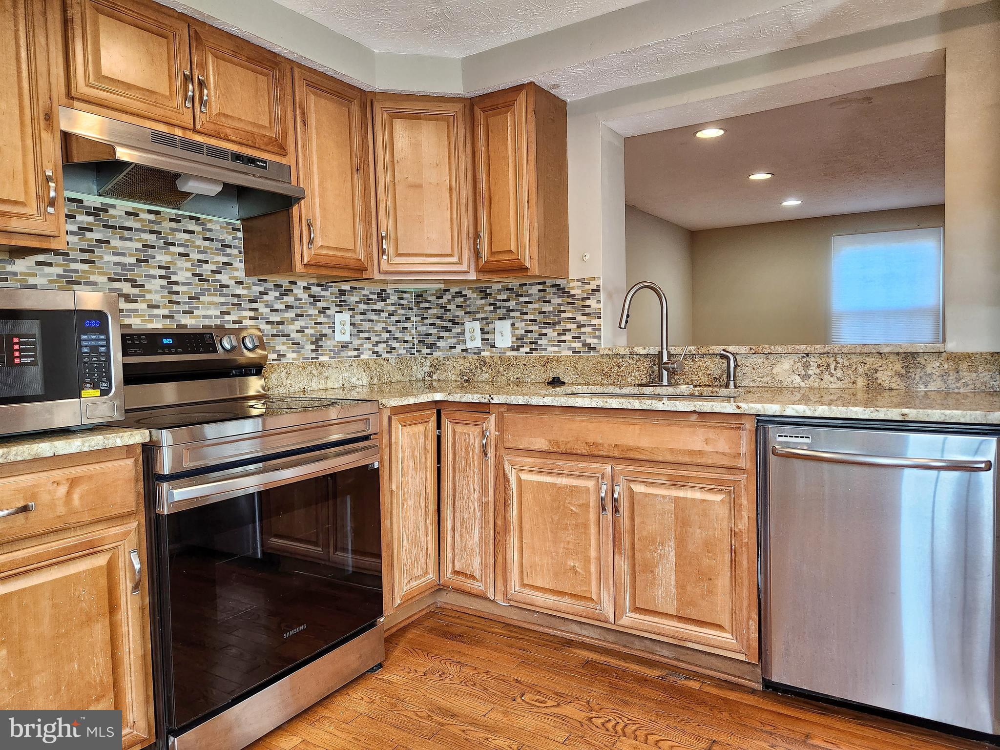 WINDING RIDGE - Residential Lease