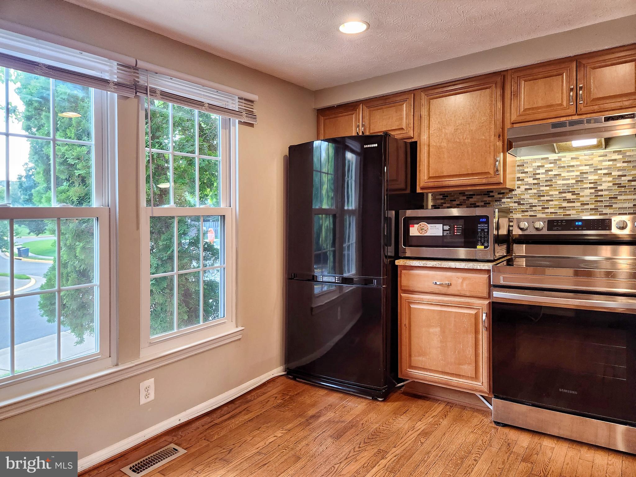 WINDING RIDGE - Residential Lease