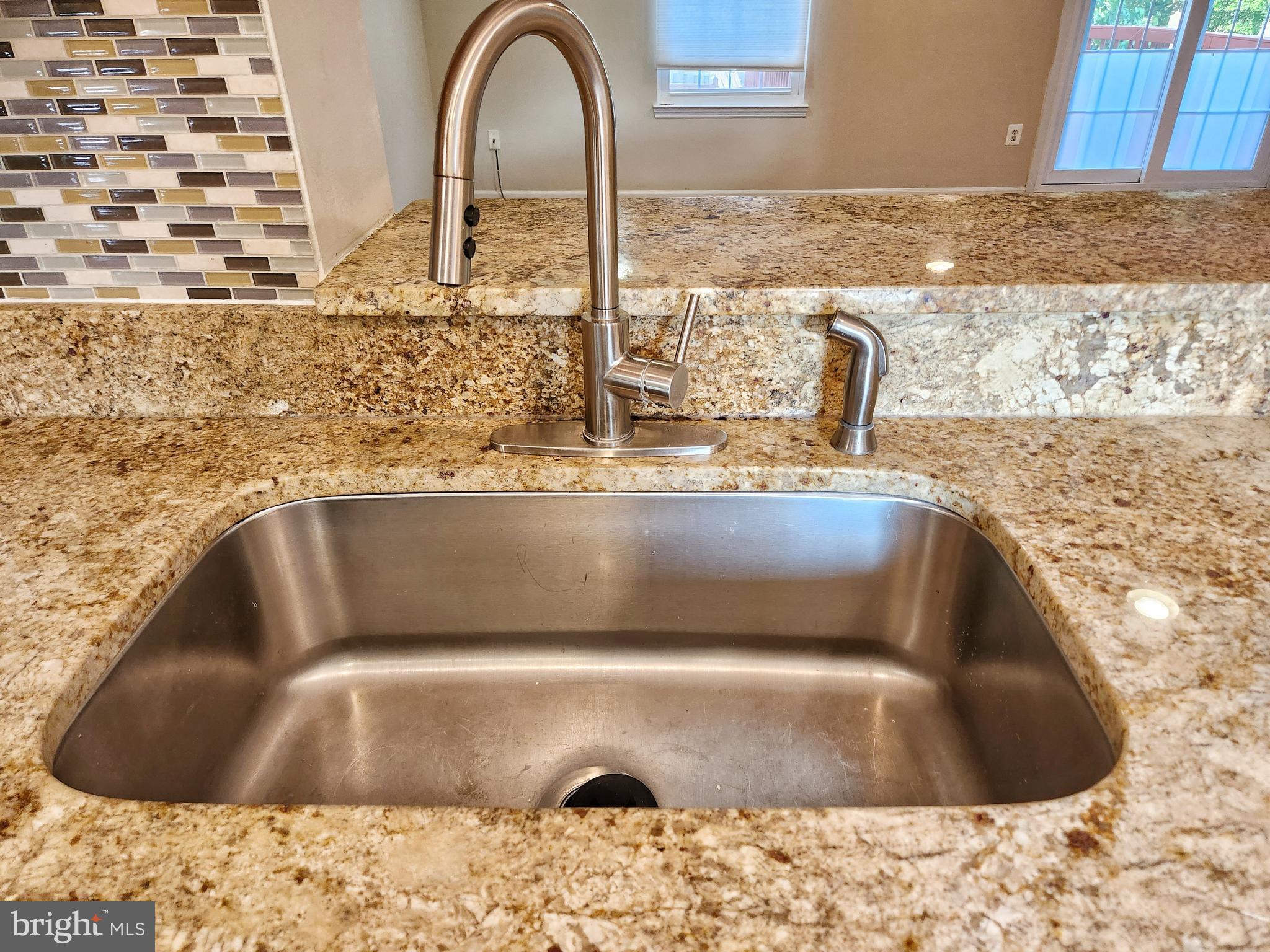 WINDING RIDGE - Residential Lease