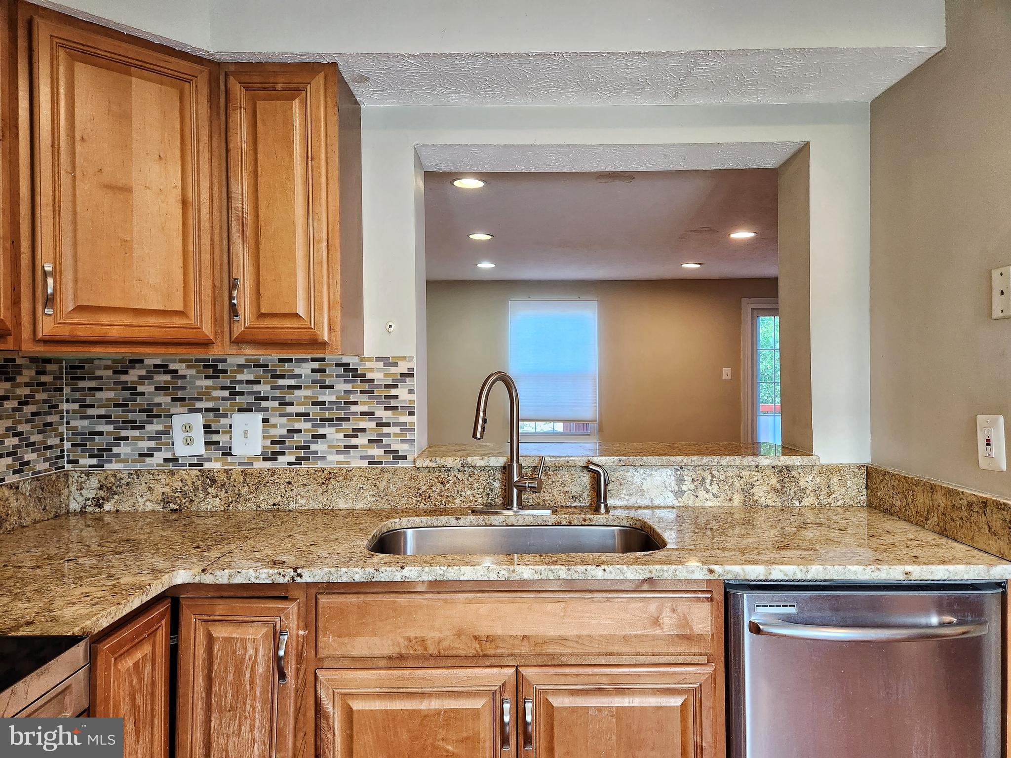 WINDING RIDGE - Residential Lease