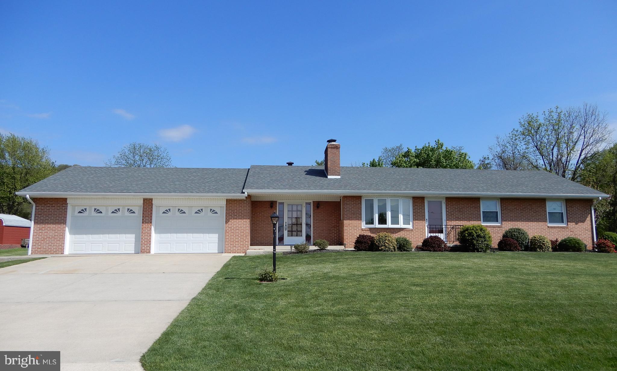 Charming brick rancher available for rent IMMEDIATELY! 3 bedrooms/1 bath on the main level and an optional lower level bedroom and full bathroom in the basement. Laundry in basement, full walkout with stairs. Patio area to enjoy the mountain views, 2 car garage all with private lane access!
