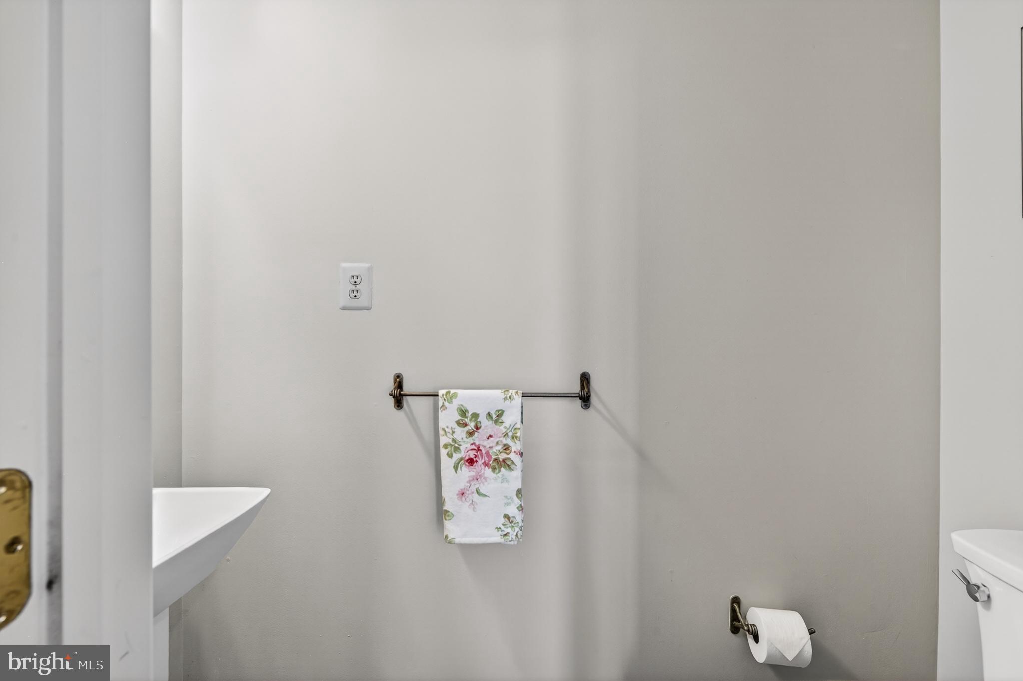 CHASE AT MALVERN HNT - Residential