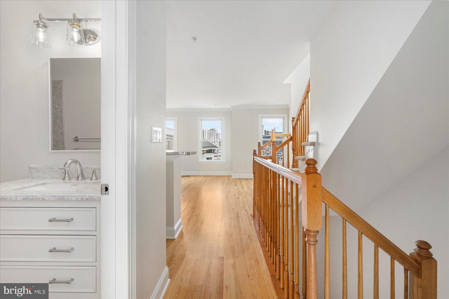 HARBORVIEW - Residential Lease