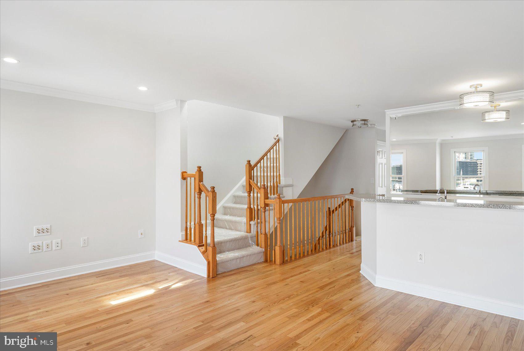 HARBORVIEW - Residential Lease