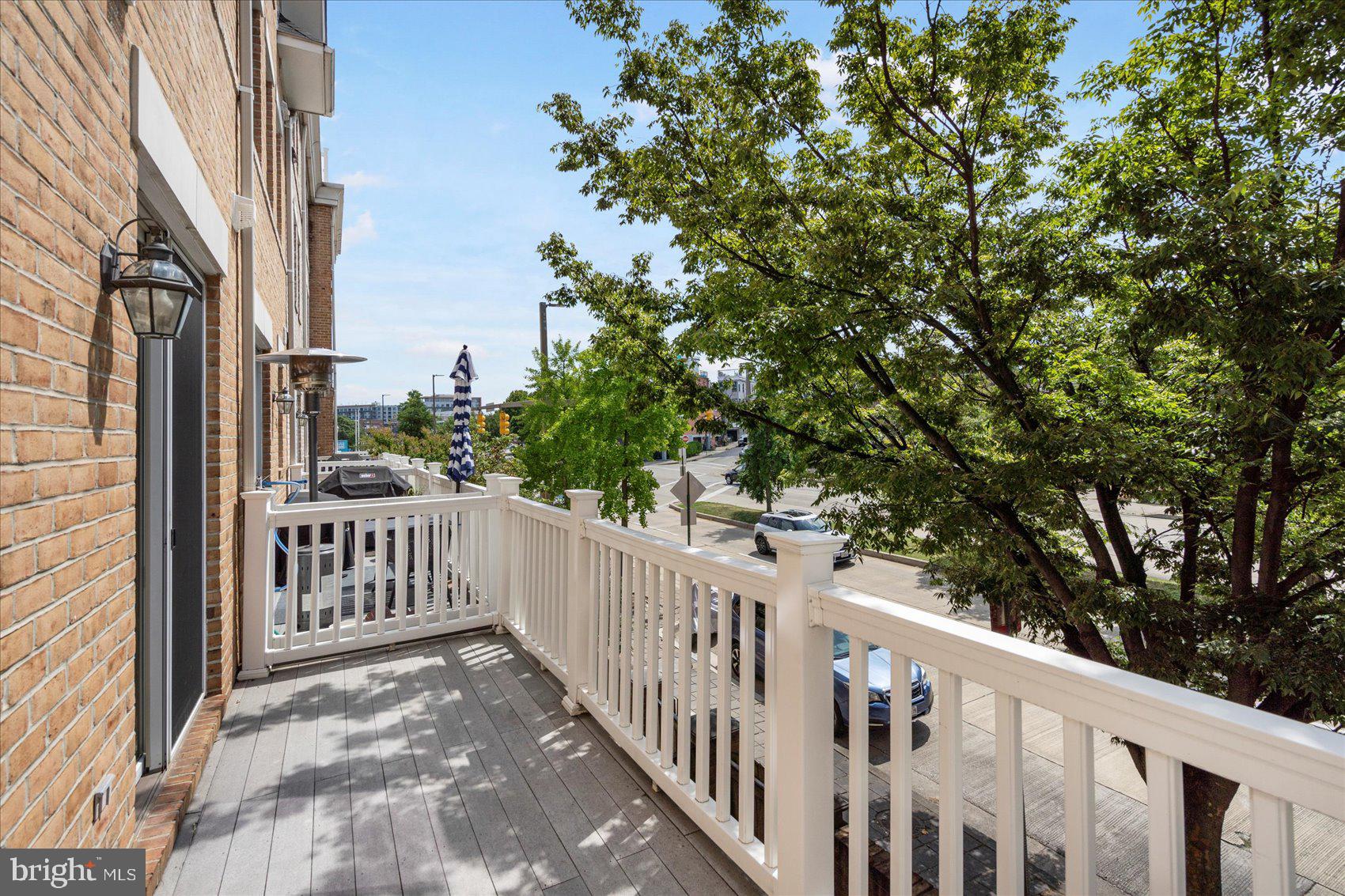 HARBORVIEW - Residential Lease