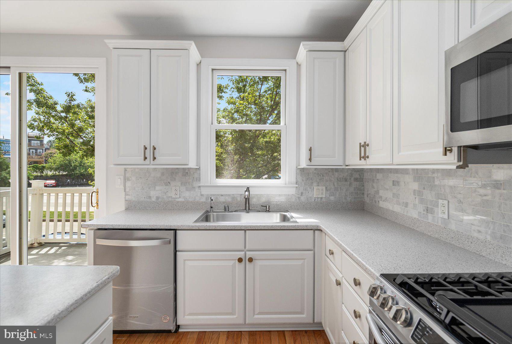 HARBORVIEW - Residential Lease