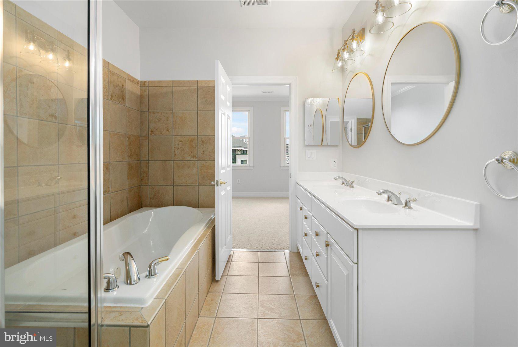 HARBORVIEW - Residential Lease