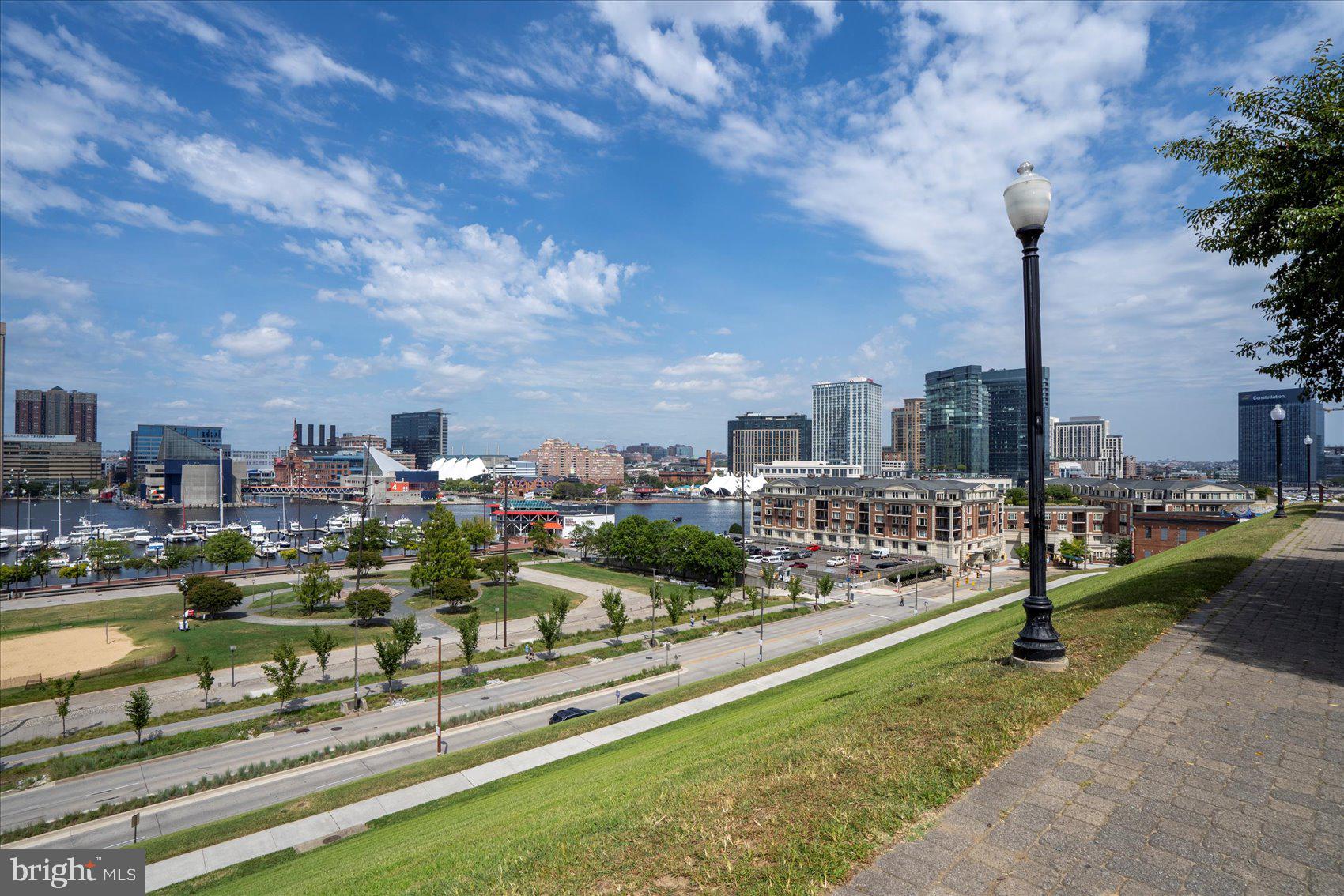 HARBORVIEW - Residential Lease