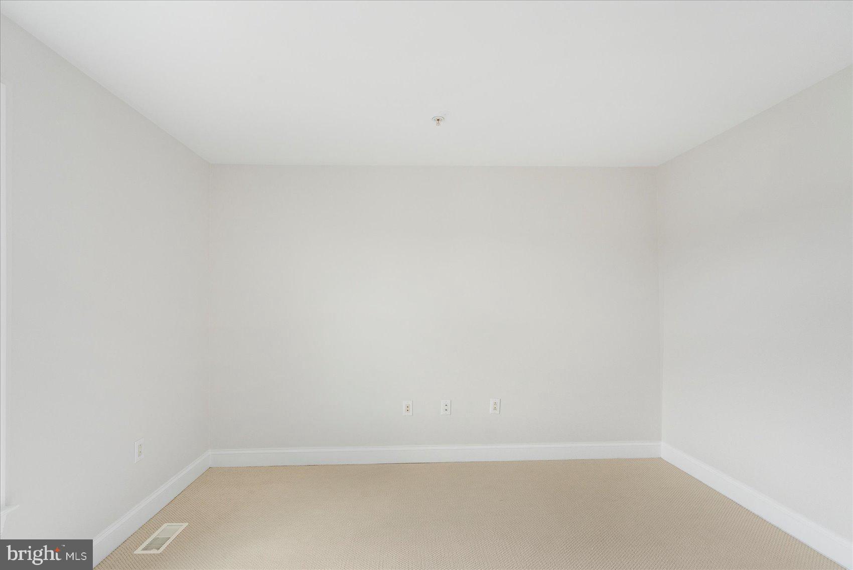 HARBORVIEW - Residential Lease