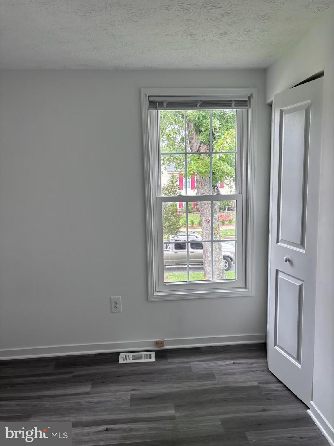 KEYSTONE MANOR - Residential Lease