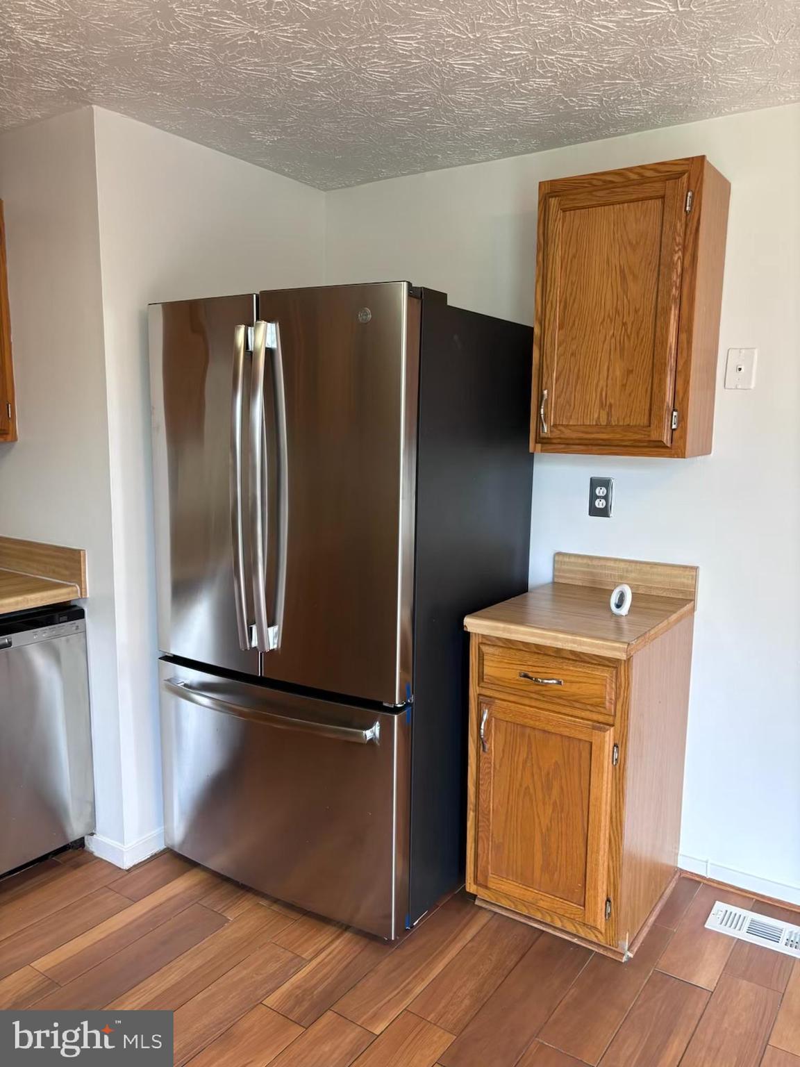 KEYSTONE MANOR - Residential Lease