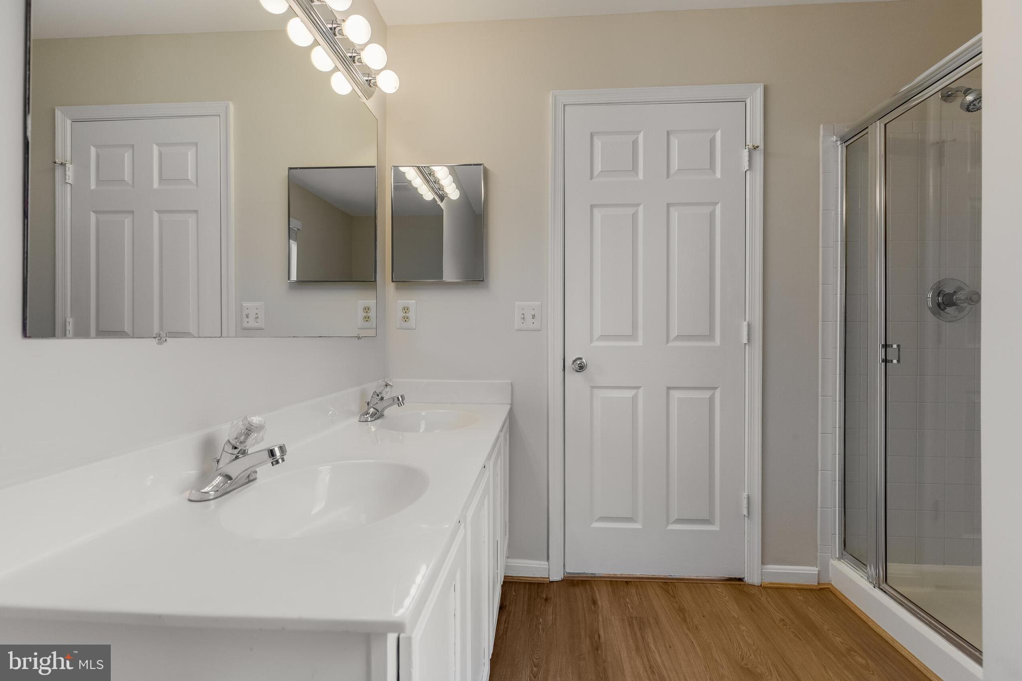 JACKSONS RIDGE CONDOS - Residential