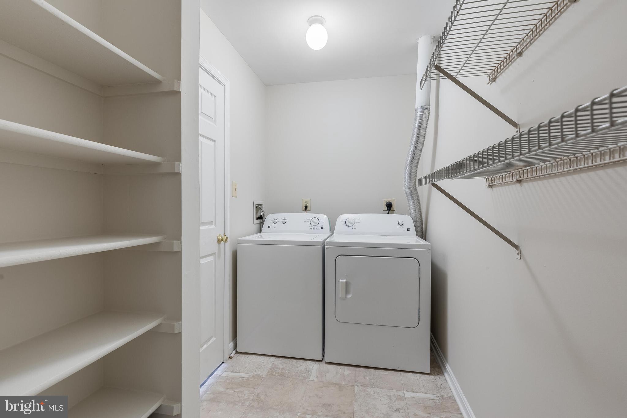 JACKSONS RIDGE CONDOS - Residential