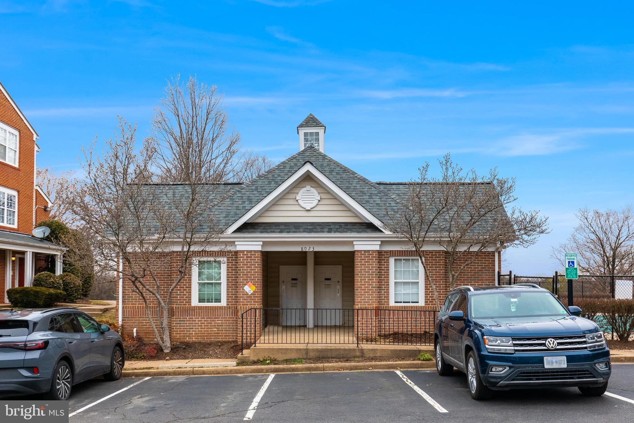 JACKSONS RIDGE CONDOS - Residential