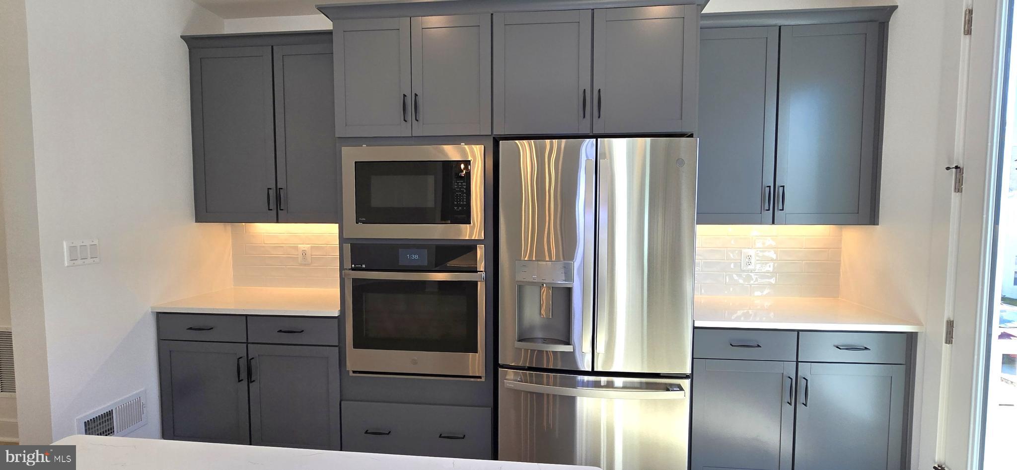 GAMBRILL GLENN - Residential Lease