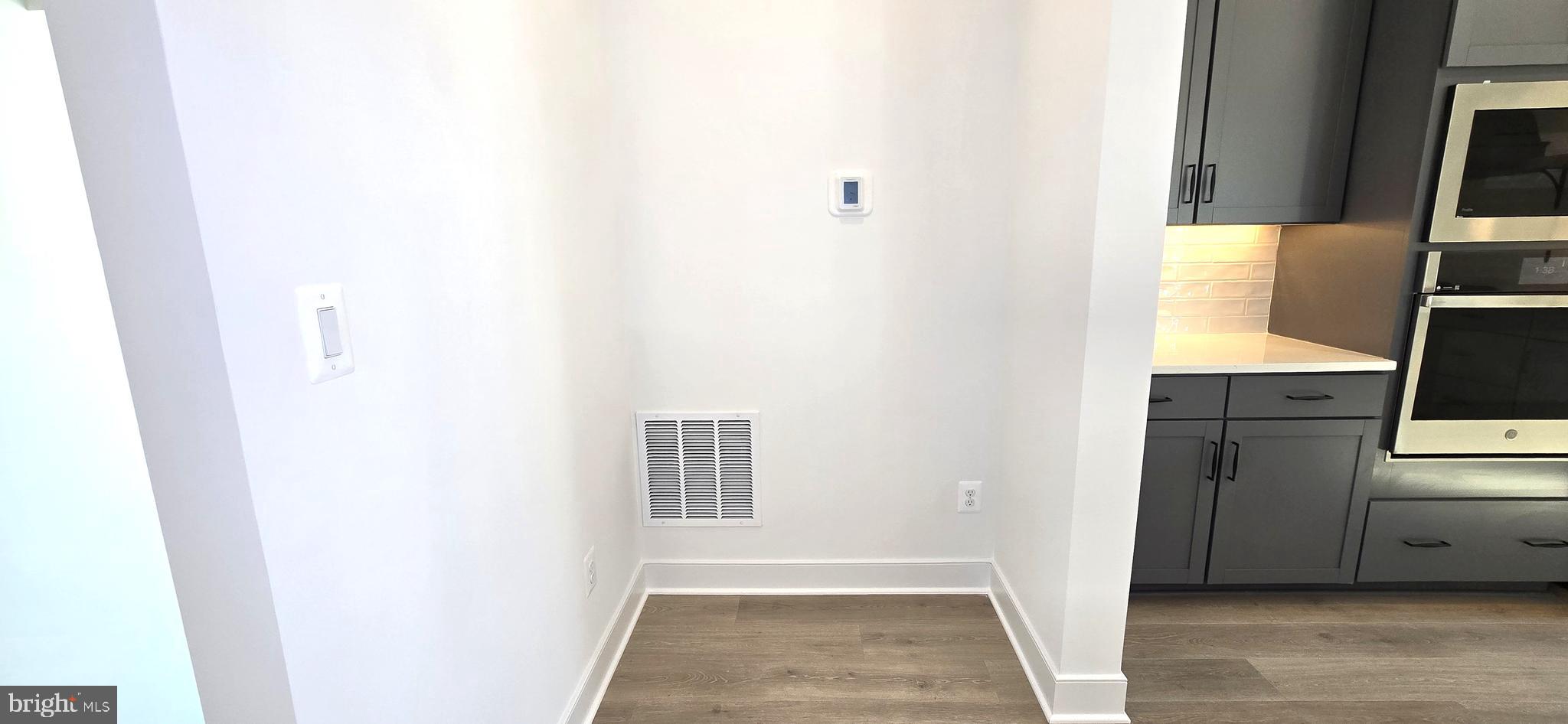 GAMBRILL GLENN - Residential Lease