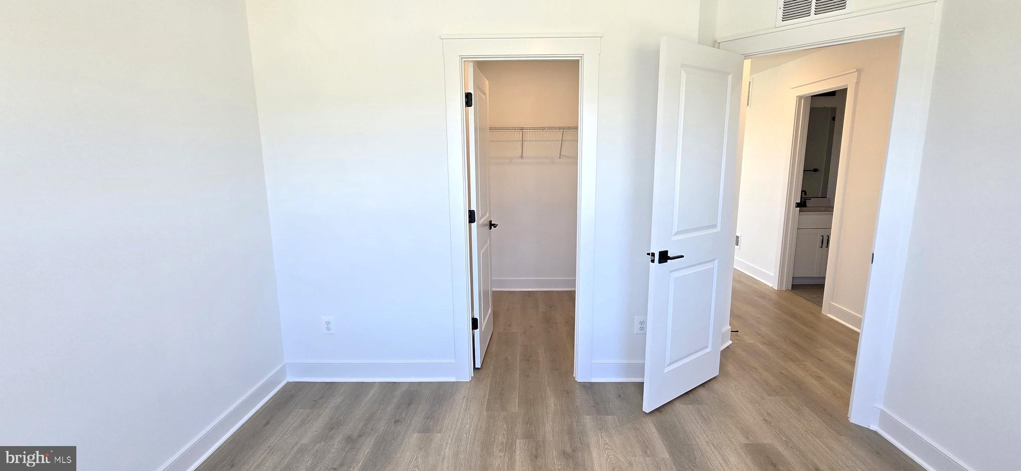 GAMBRILL GLENN - Residential Lease