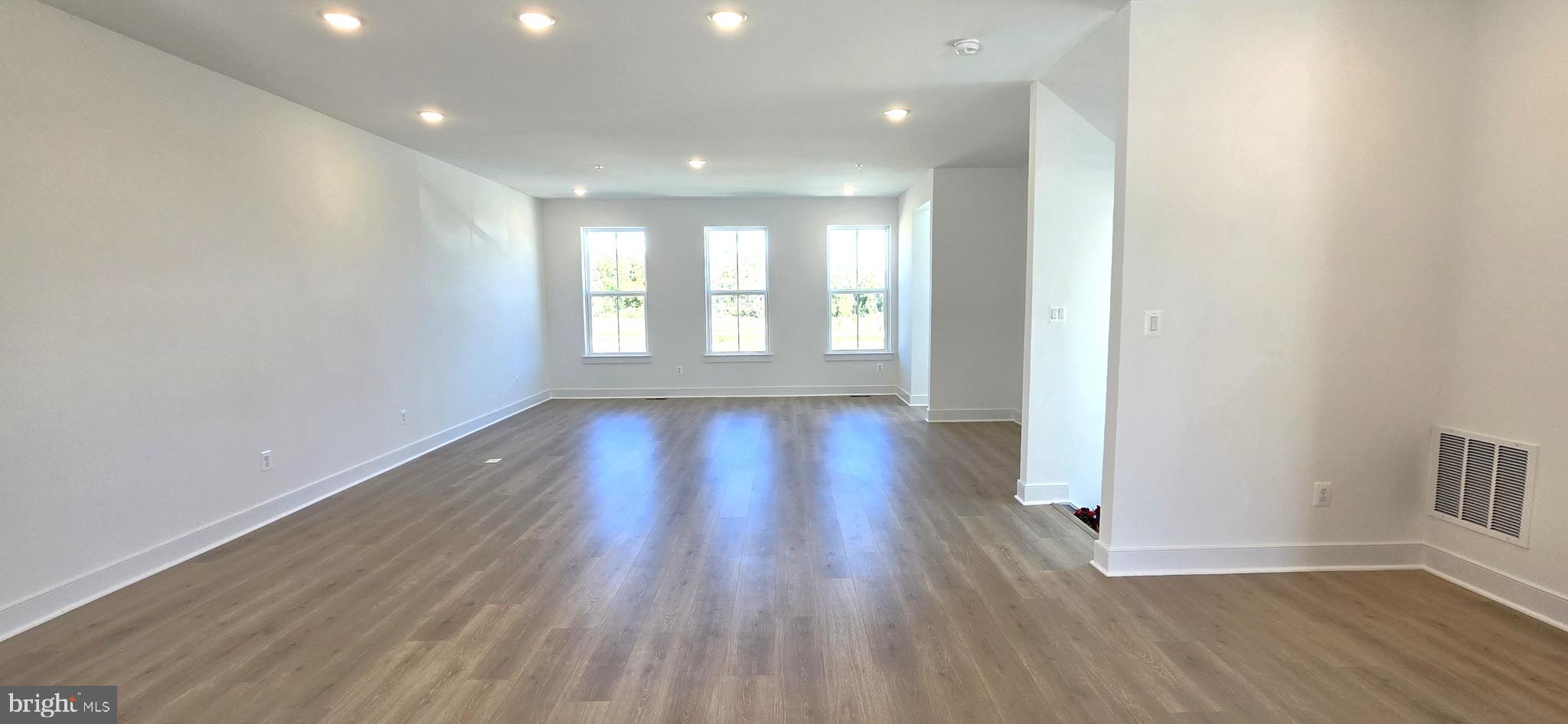 GAMBRILL GLENN - Residential Lease