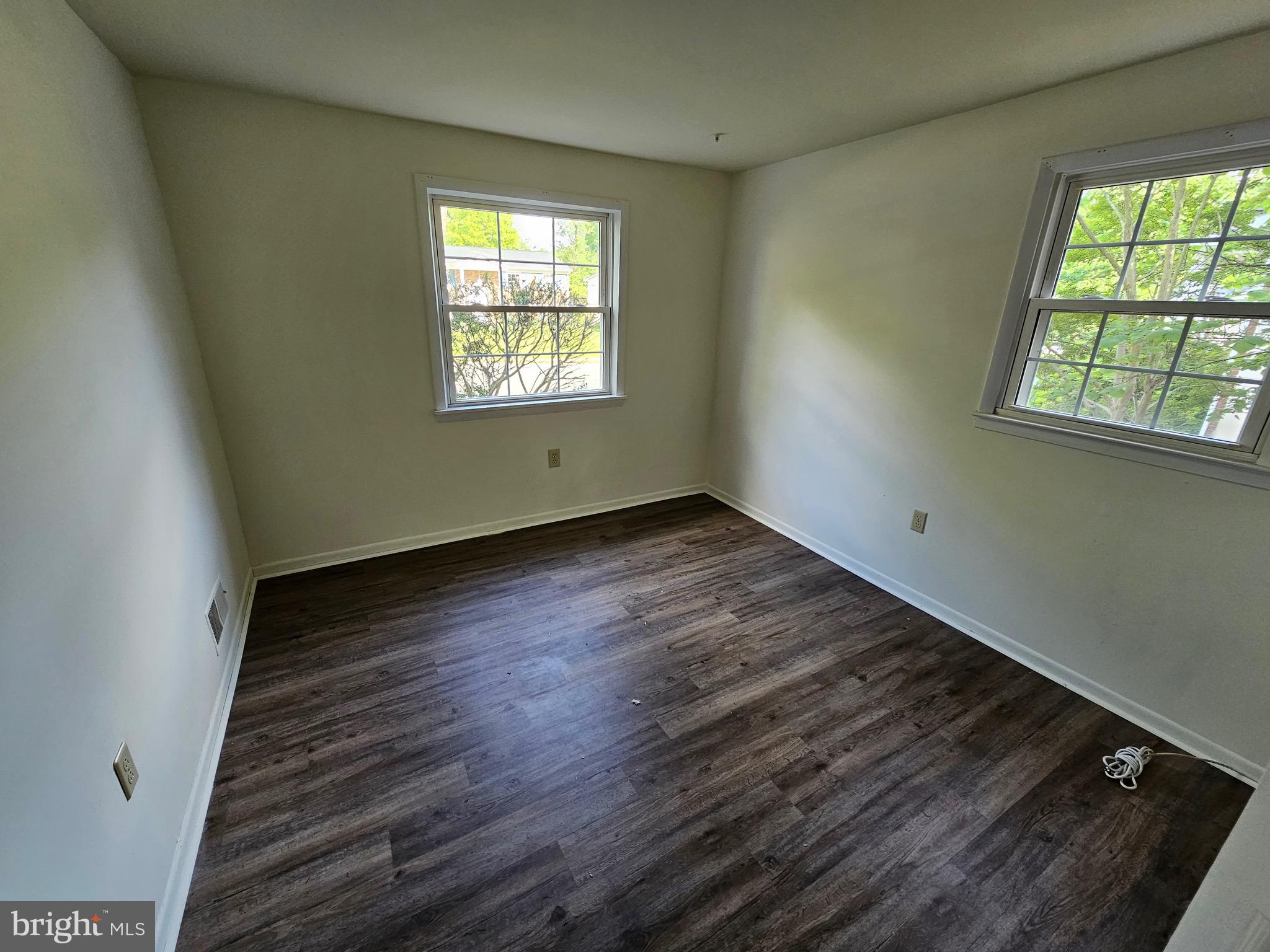 DALE CITY - Residential Lease