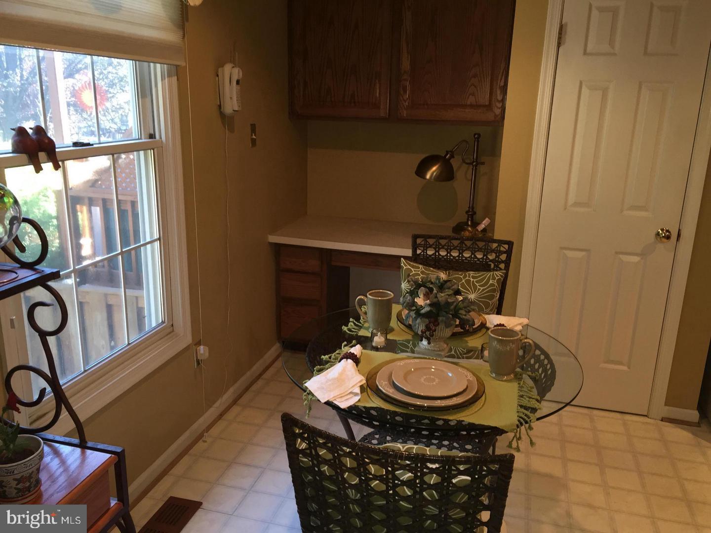 SOUTH POINTE - Residential Lease