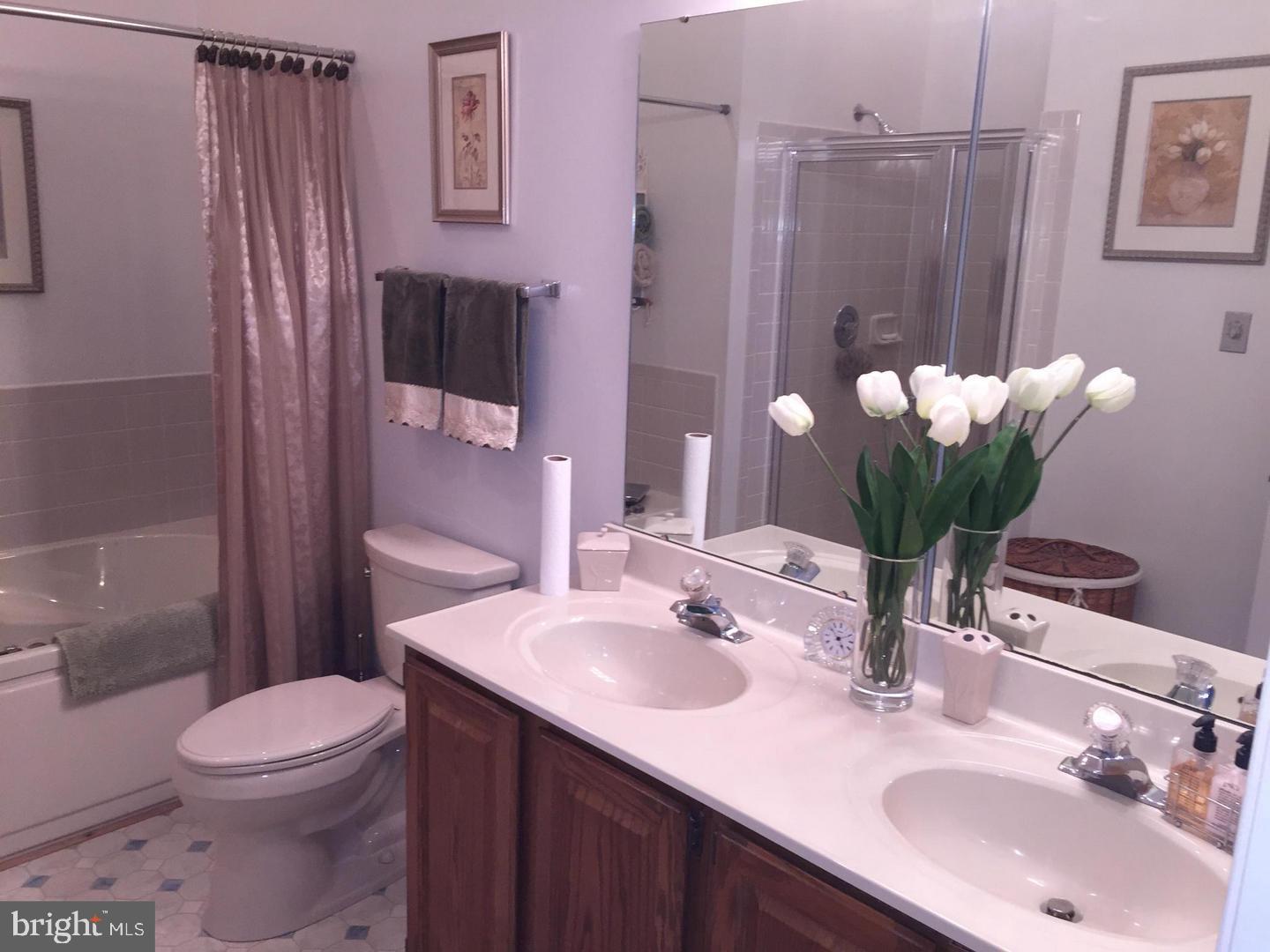 SOUTH POINTE - Residential Lease