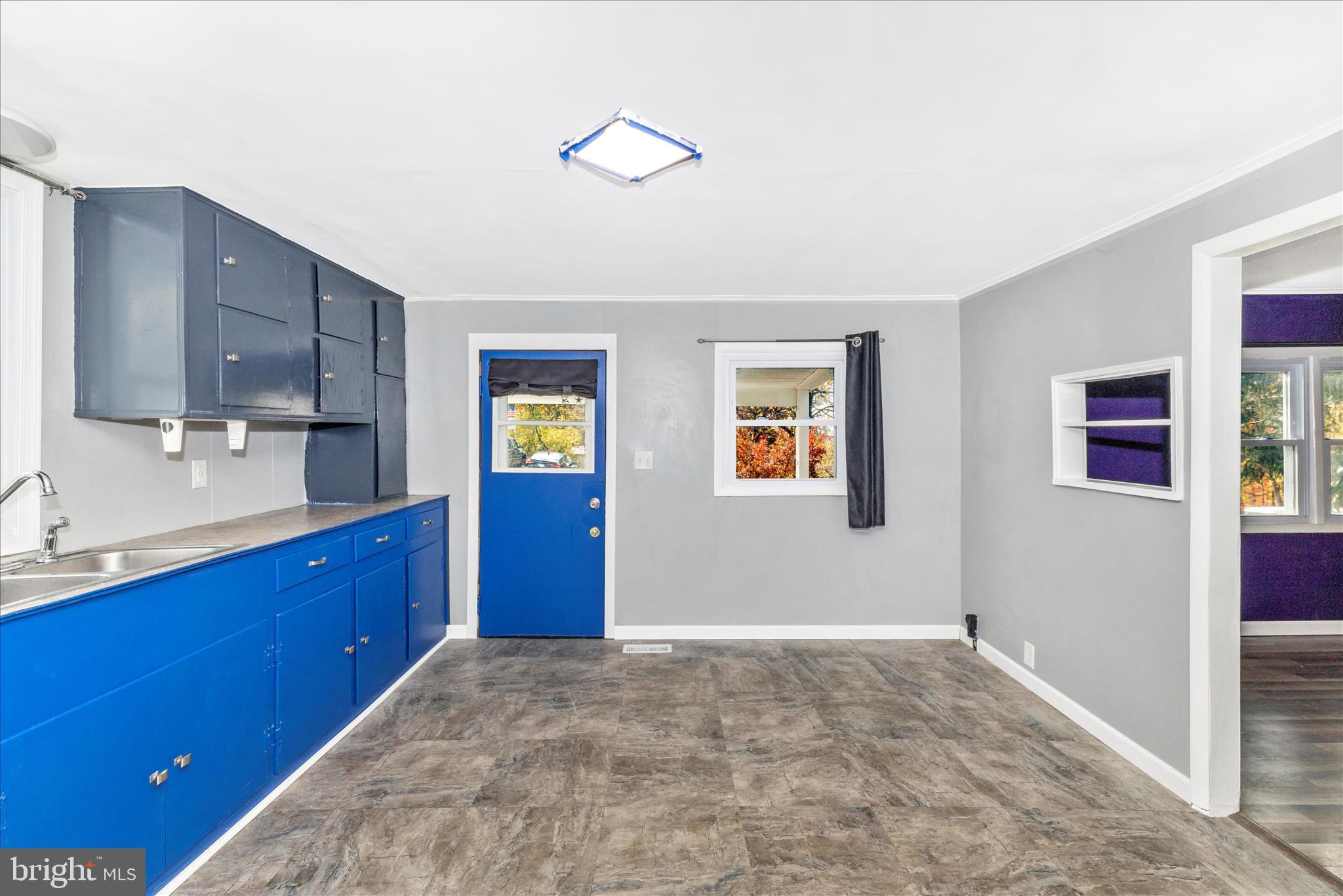 WAYNESBORO - Residential