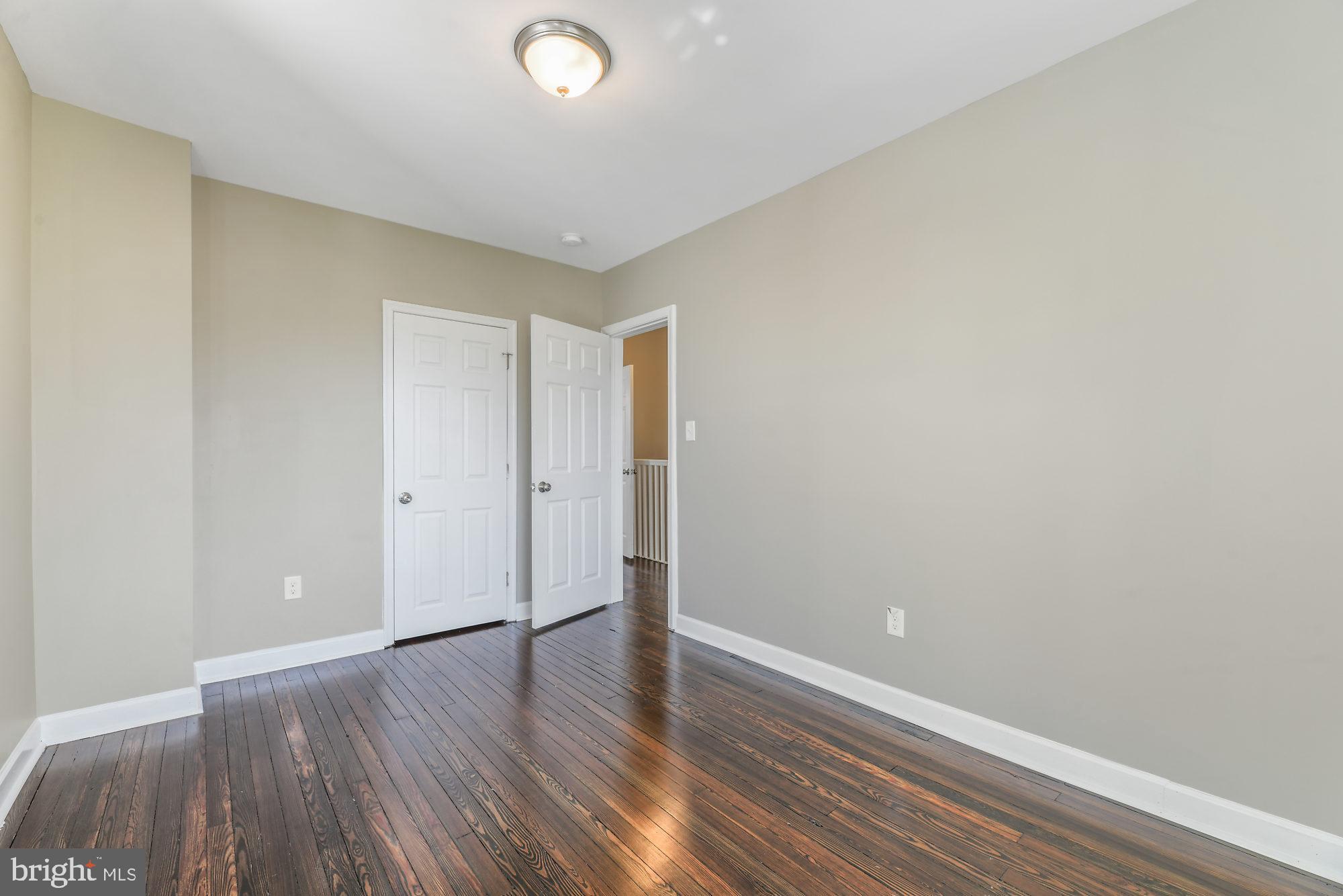 DOLFIELD - Residential Lease