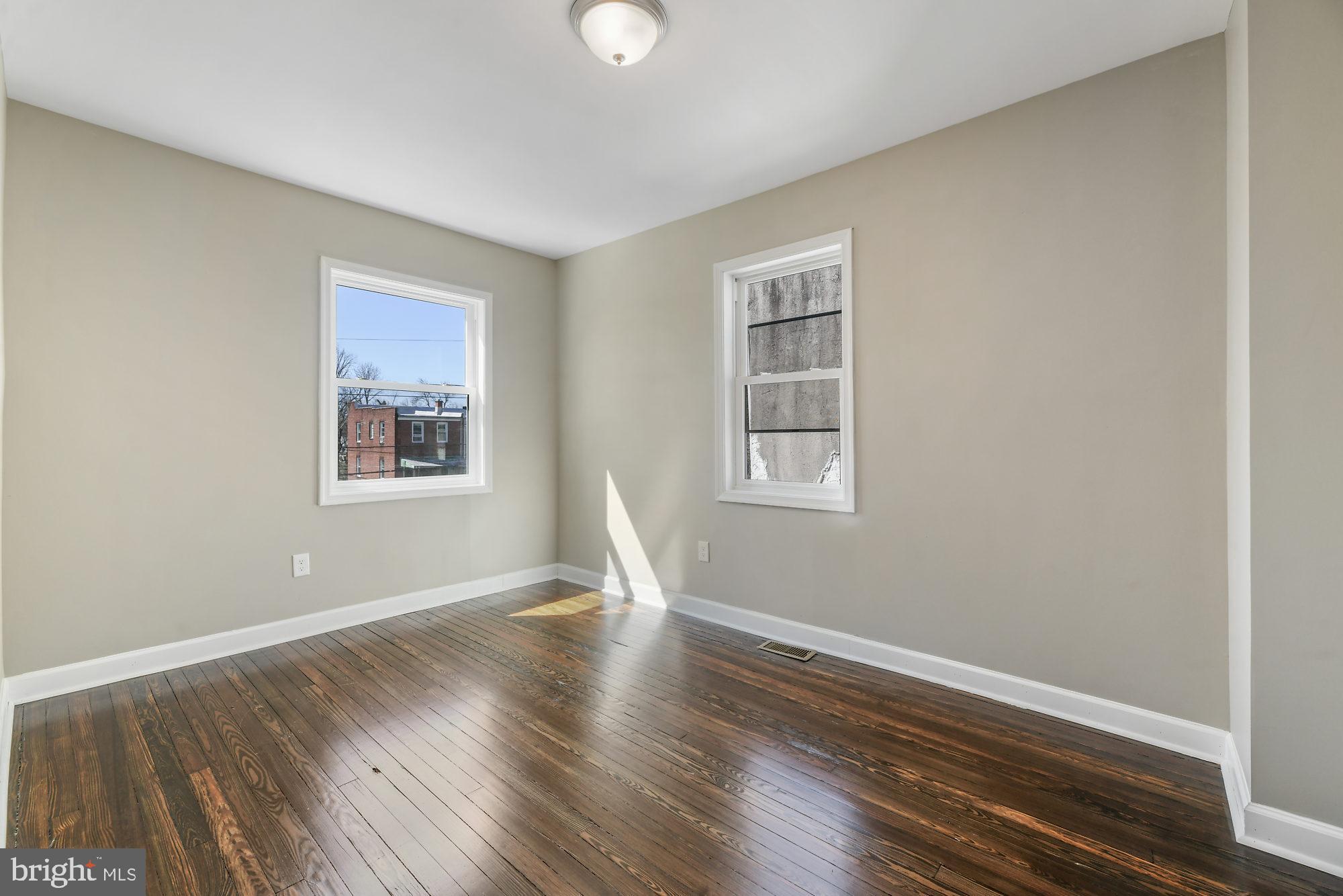 DOLFIELD - Residential Lease