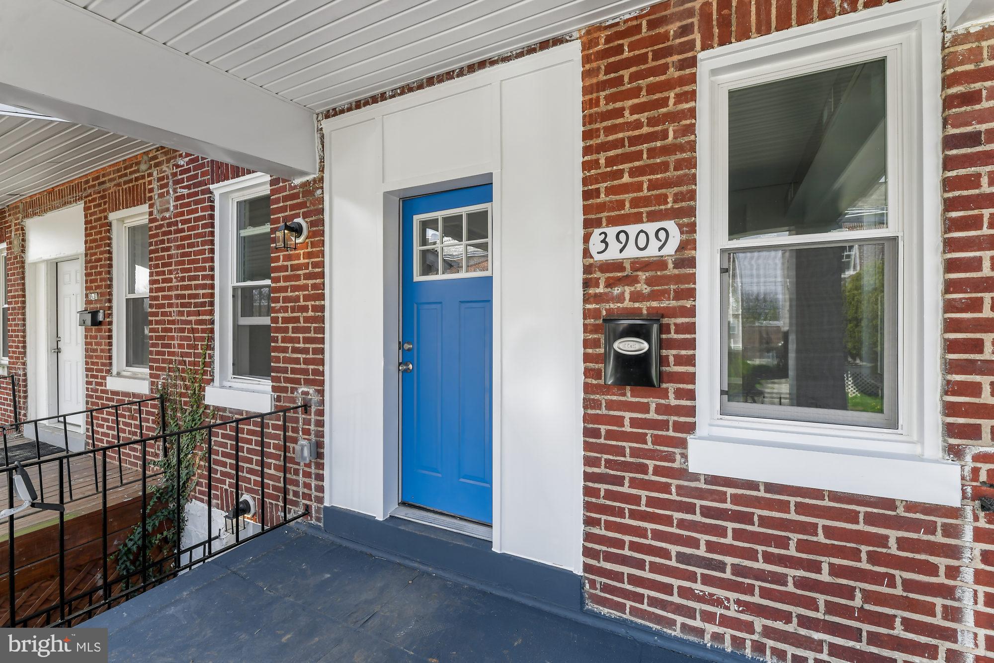 DOLFIELD - Residential Lease