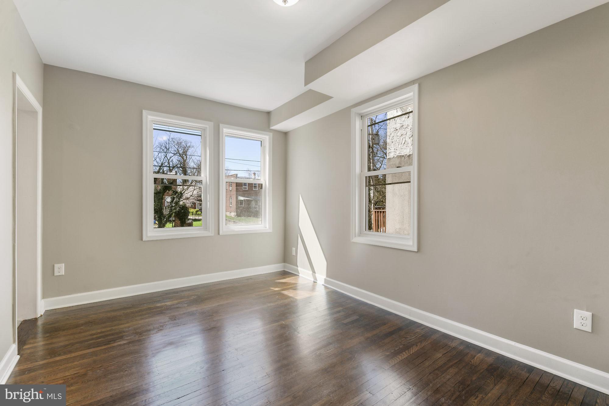 DOLFIELD - Residential Lease