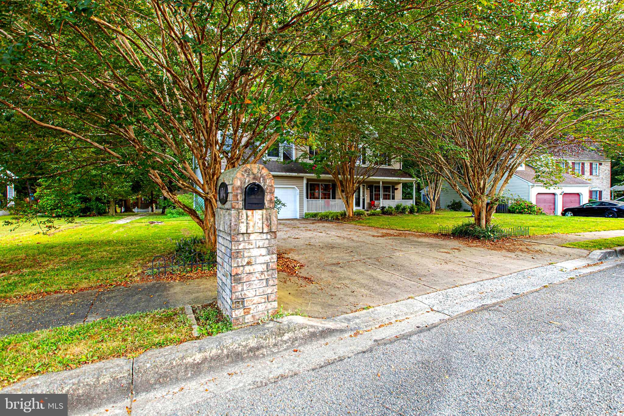 HIDDEN OAKS - Residential