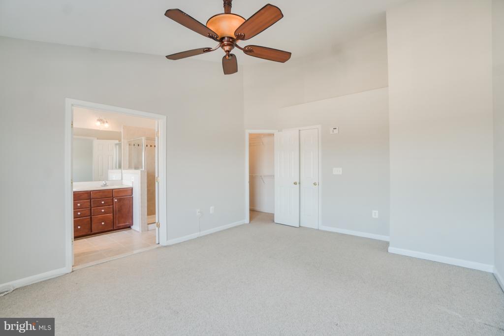 POTOMAC VILLAGE - Residential