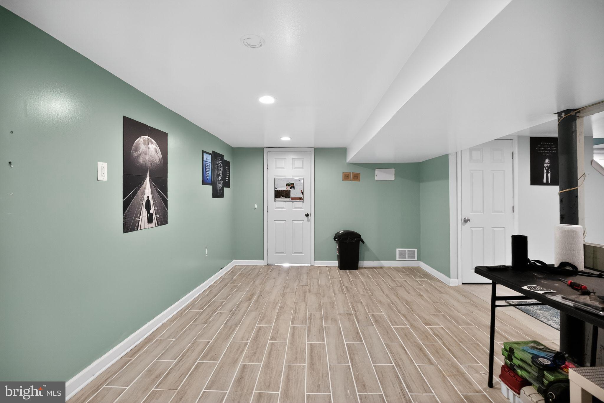 BLAIR MILL VIL EAS - Residential