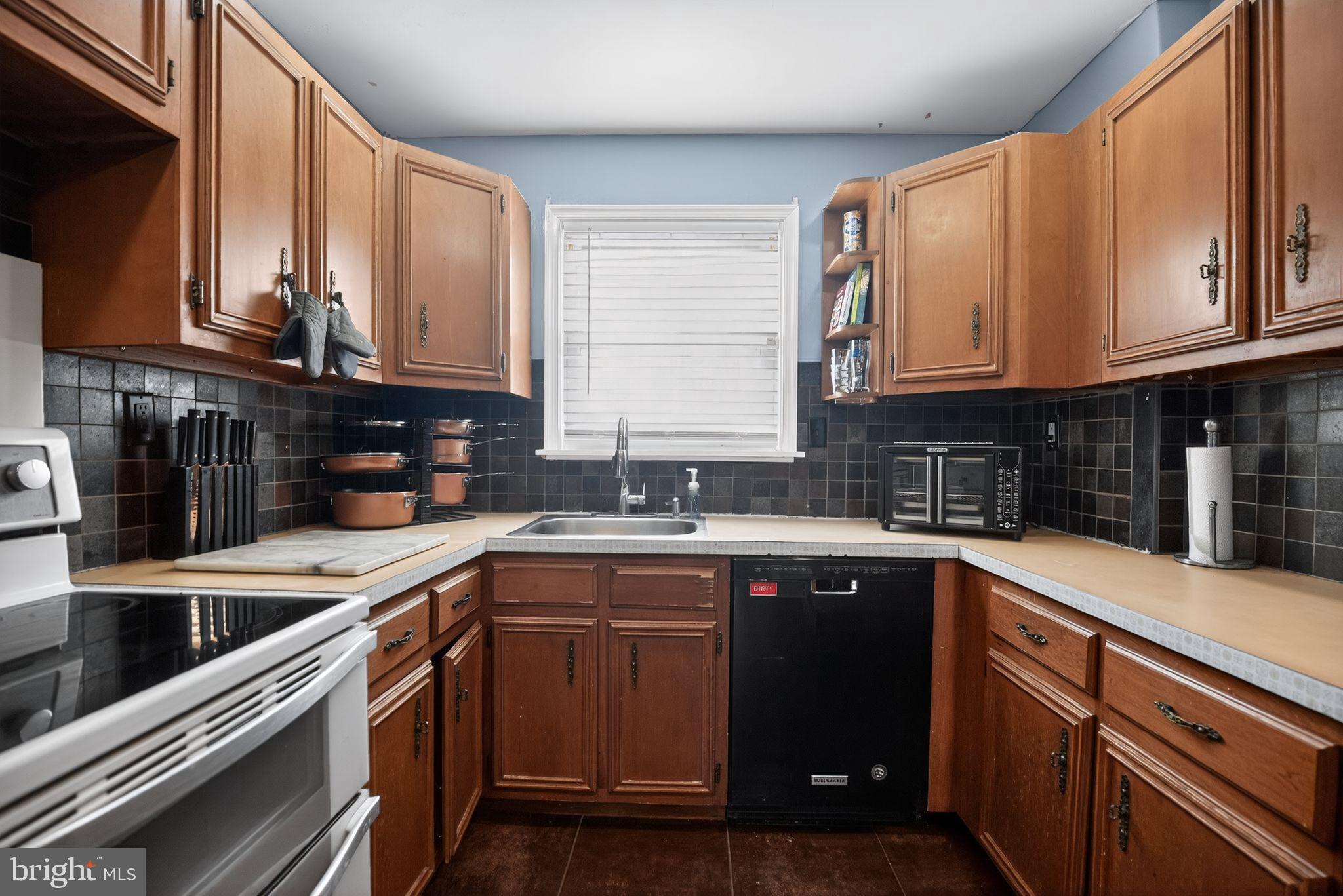 BLAIR MILL VIL EAS - Residential