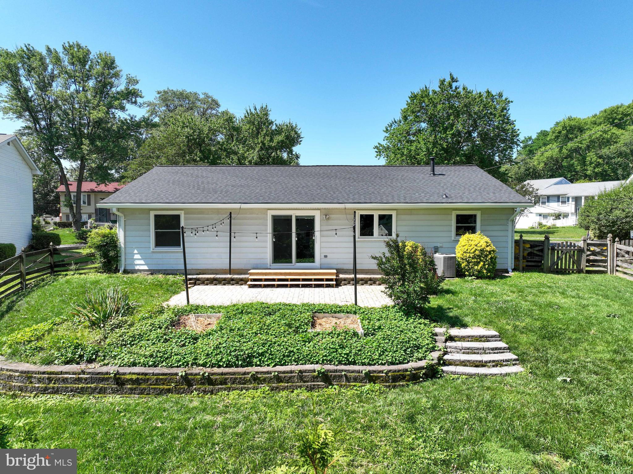 899 WINTERHAVEN DRIVE