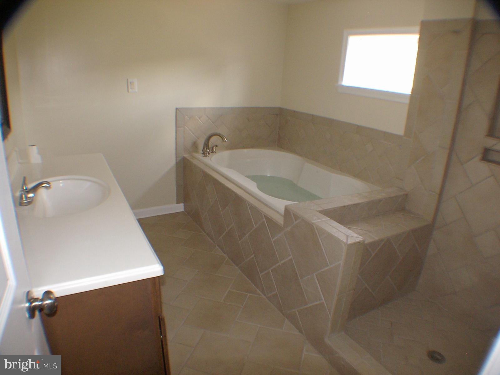 SHAWNEELAND - Residential