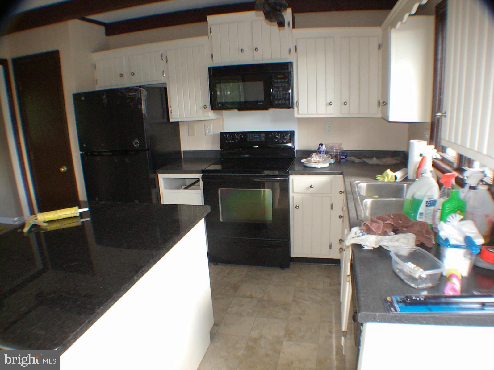 SHAWNEELAND - Residential