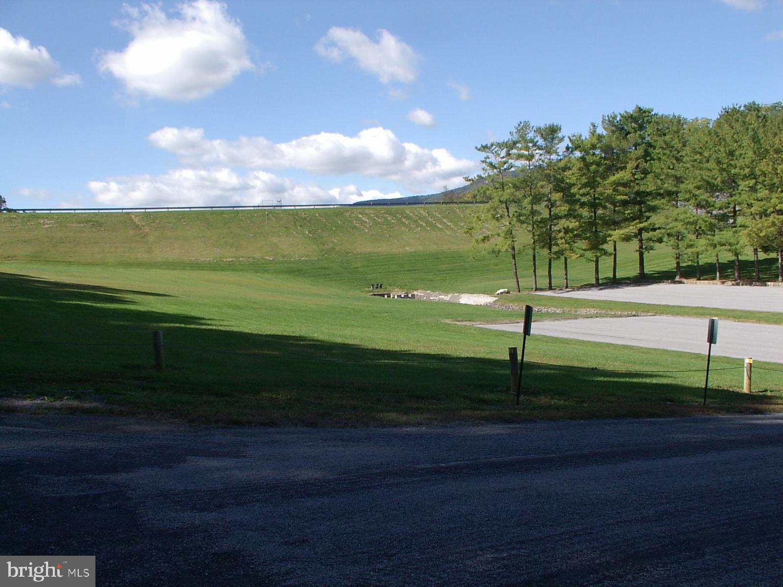 SHAWNEELAND - Residential